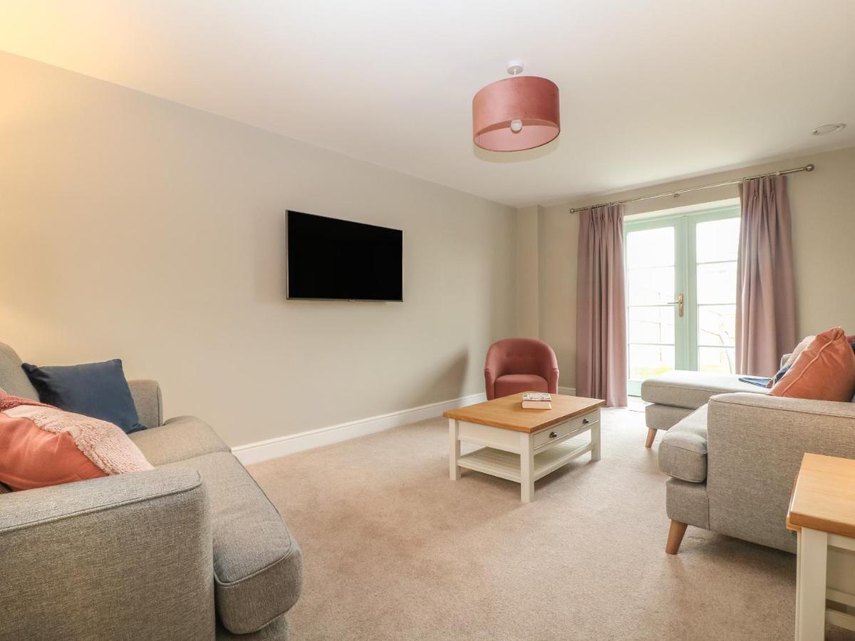 Vila 9 Windrush Heights Burford Exteriér fotografie